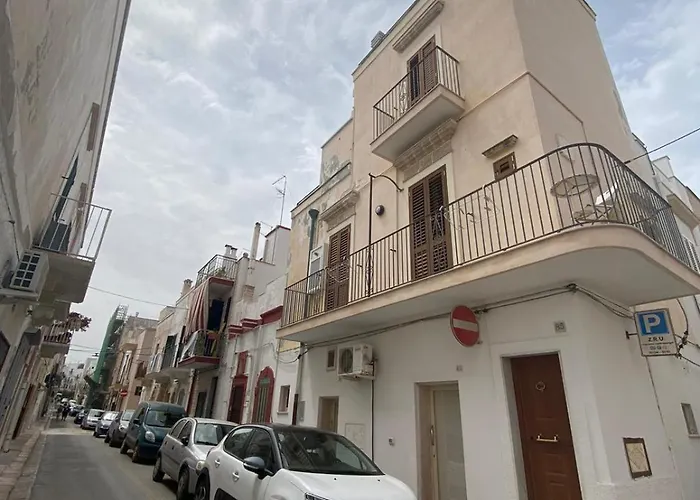 ゲストハウス Petali Rosa - Dimora Tritone Vista Mare 3*